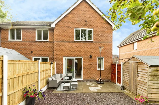 Cae'r Efail, Acrefair, LL14, photo 3
