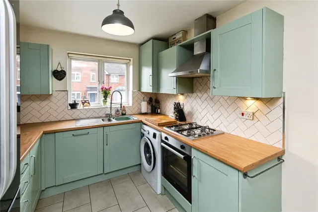 Cae'r Efail, Acrefair, LL14, photo 2