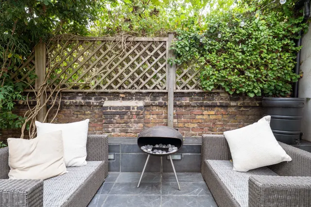 Photo 3 — Louvaine Road, London, SW11