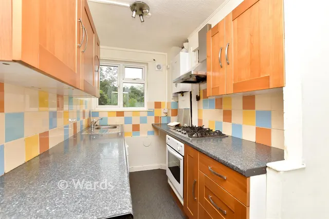 Kent Avenue, Sittingbourne, ME10, photo 2