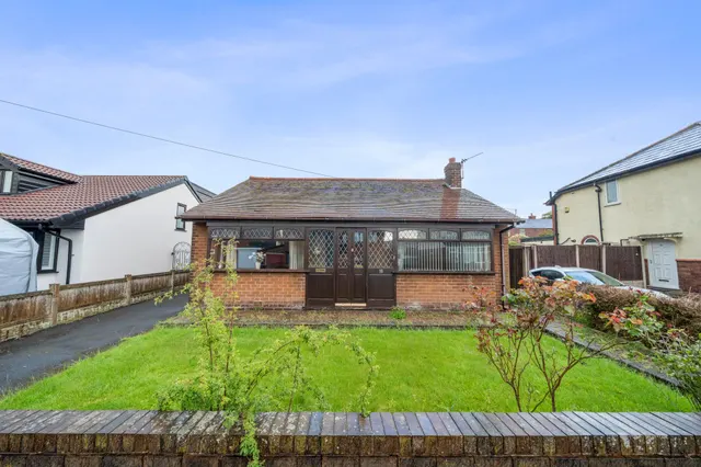 Rookery Avenue, Ashton-In-Makerfield, Wigan, Wigan, WN4 9PE, photo 1