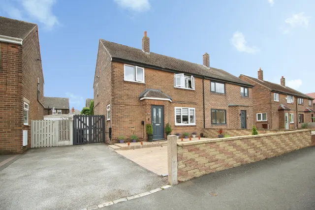 Home Lea, Leeds, LS26, photo 1