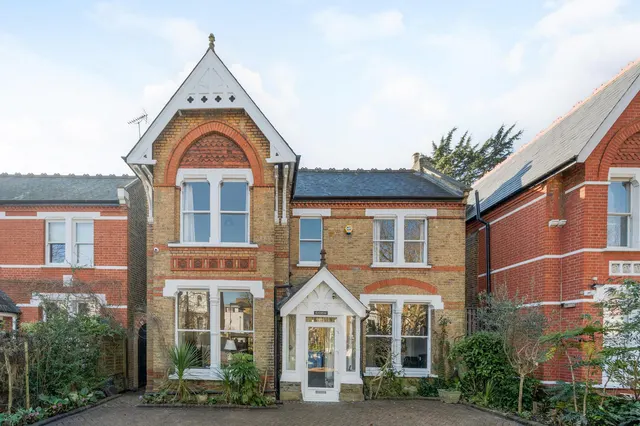 Castlebar Road, London, W5, photo 1