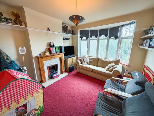 Wyngate Drive, Leicester, LE3, photo 2