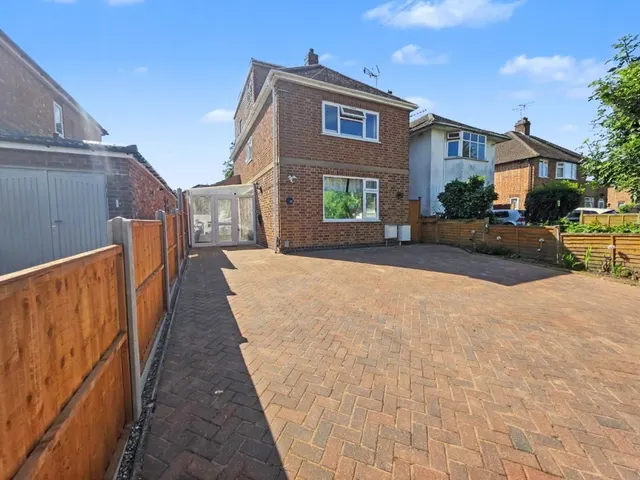 Deerings Road, Rugby, photo 1