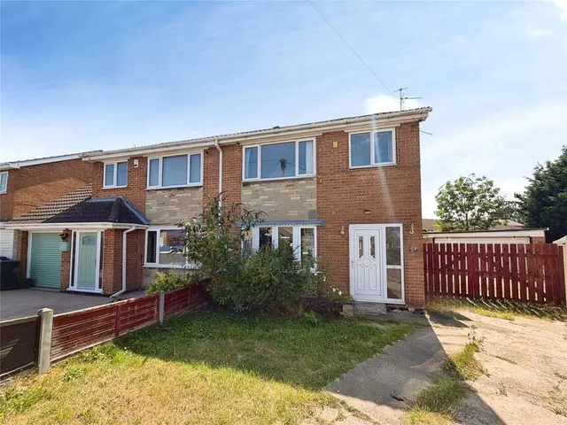 Grange Park, Kirk Sandall, DN3, photo 1