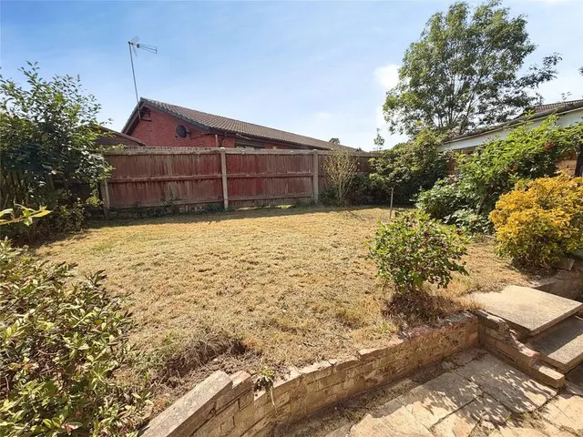 Grange Park, Kirk Sandall, DN3, photo 3
