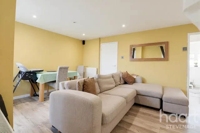 Penn Road, Stevenage, SG1, photo 2