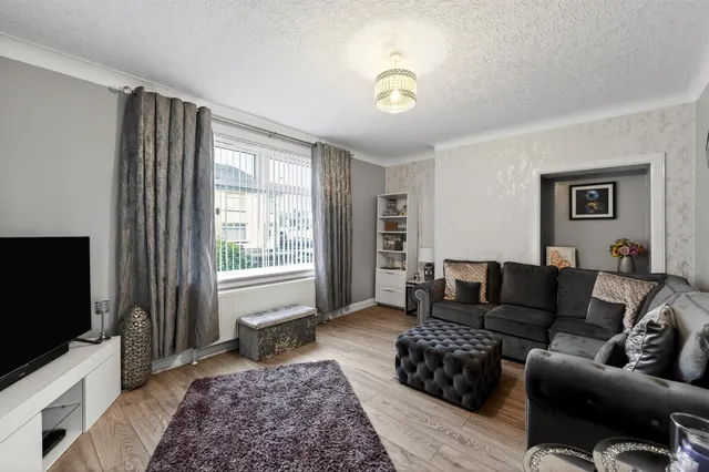 Greenfoot, Kilwinning, KA13, photo 2