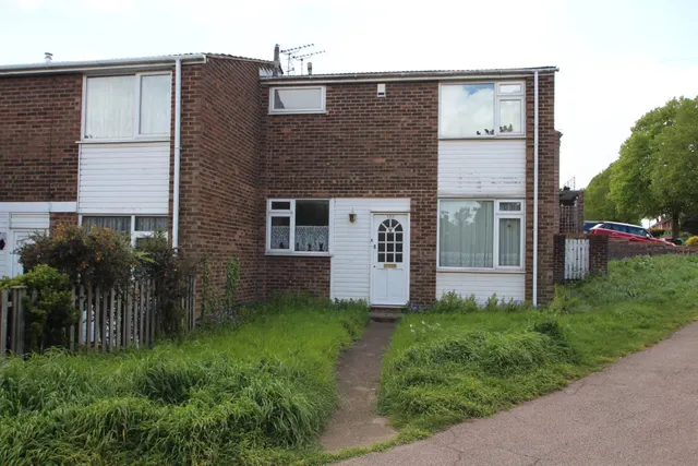 Knockhall Road, Greenhithe, photo 1