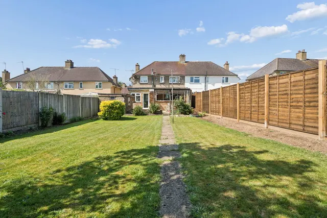 Basing Road, Mill End, WD3, photo 2