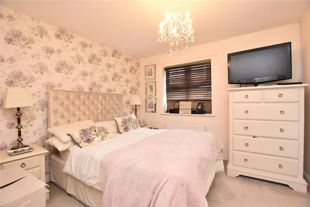 Kingsdale Avenue, Menston, LS29, photo 3