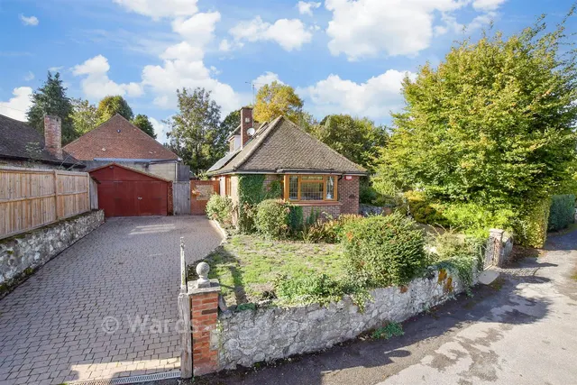 Lower Road, East Farleigh, ME15, photo 1