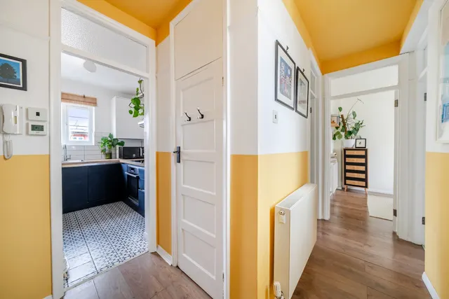 The Vale, Acton, W3, photo 3
