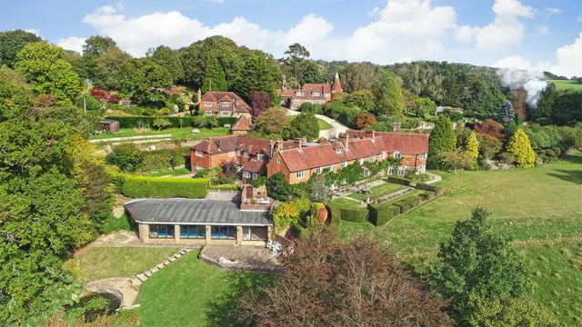 Bassetts Lane, Mark Cross, TN6, photo 2