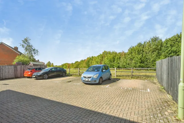 Quicksilver Way, Andover, SP11, photo 3