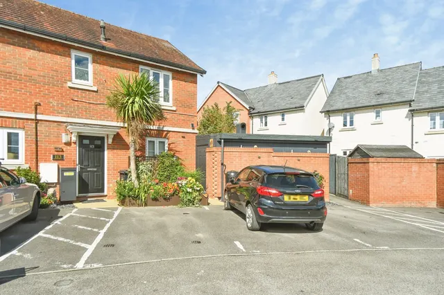 Quicksilver Way, Andover, SP11, photo 2