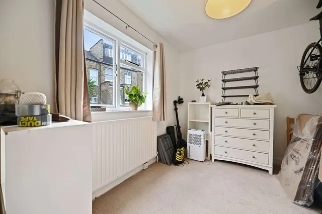 Curwen Road, Shepherds Bush, W12, photo 3