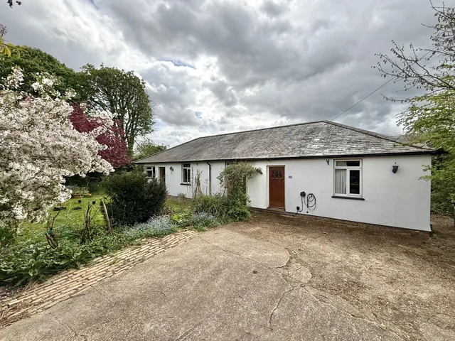 High Oak Road, Ware, SG12 7PD, photo 1