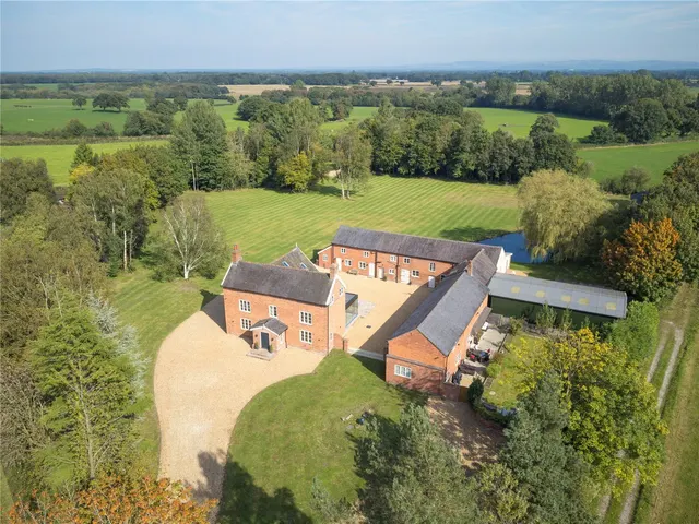 Davenport Lane, Brereton, CW11, photo 2