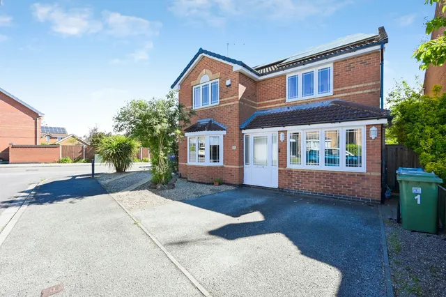 Pearl Close, Rainworth, NG21, photo 1