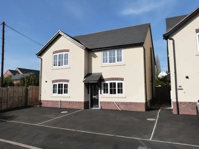 Snowdrop Way, Rushwick, WR2, photo 1
