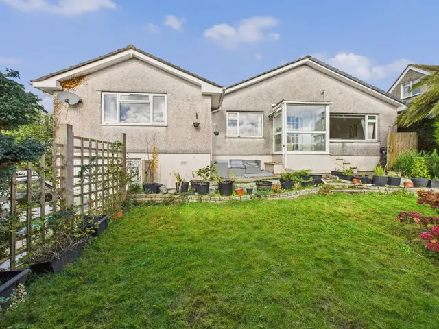 Bohelland Road, Penryn, photo 1