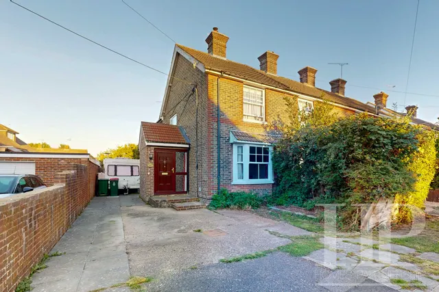 Ifield Road, Crawley, RH11, photo 1