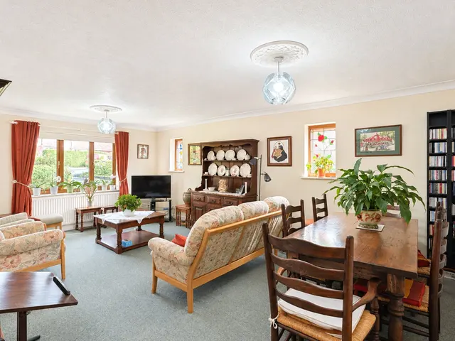 Gorse Farm Estate, Llandrindod Wells, LD1, photo 3