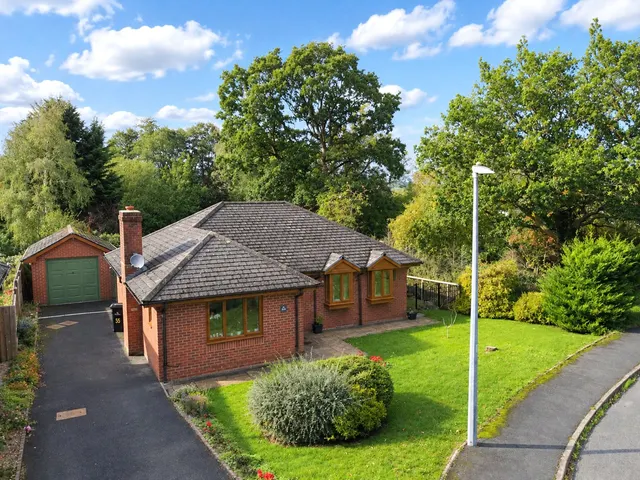 Gorse Farm Estate, Llandrindod Wells, LD1, photo 1
