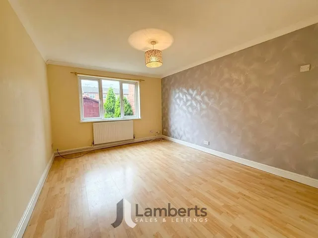 Photo 2 — 196 Exhall Close, Redditch