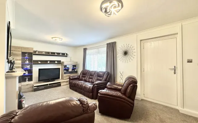 Photo 2 — Eskdale Avenue, St Helens