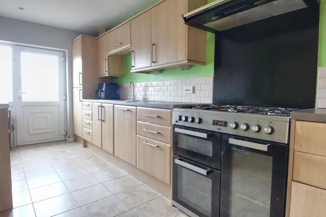 King George Road, Horsforth, LS18, photo 2