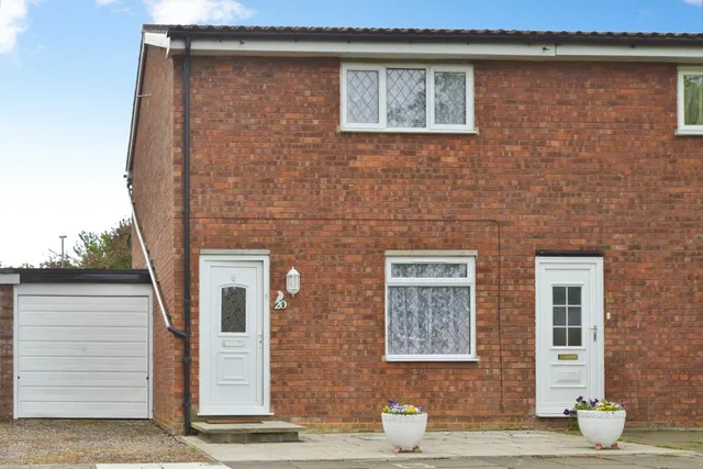 Hale Avenue, Stony Stratford, Milton Keynes, Buckinghamshire, MK11, photo 1