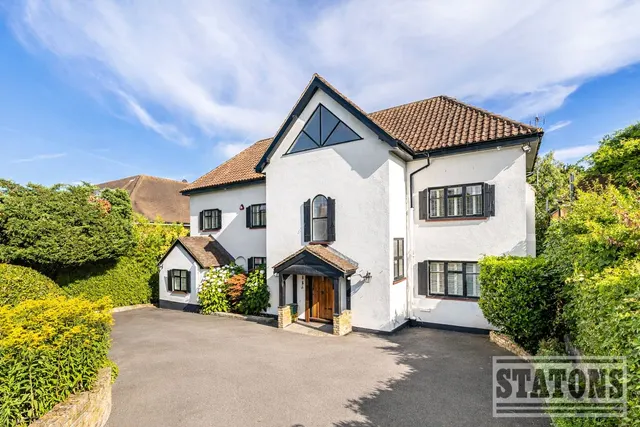 Camlet Way, Hadley Wood, Hertfordshire, EN4 0NS, photo 1