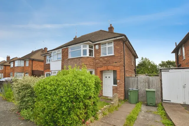 Edward Avenue, Braunstone Town, Leicester, photo 1