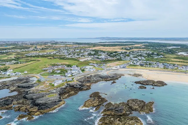 Lon St. Ffraid, Trearddur Bay, LL65, photo 2