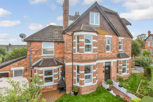 Radnor Park Road, Folkestone, CT19, photo 1