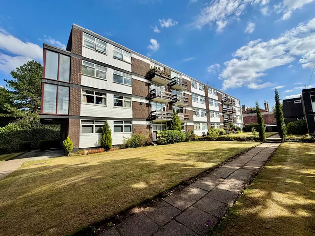 West Road, Bowdon, WA14, photo 1