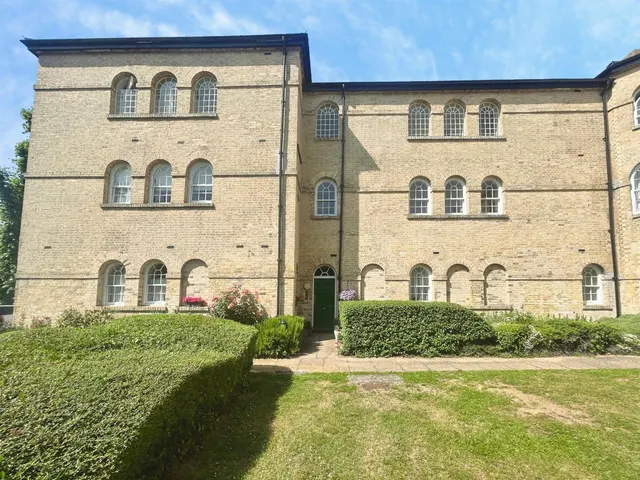 Radwinter Road, Saffron Walden, CB11, photo 1