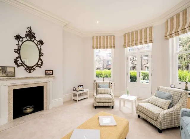 Photo 2 — Ormonde Gate, Chelsea, SW3