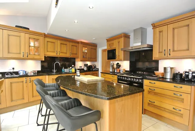 Photo 3 — Princes Road, Ashford, Surrey, TW15 2LT