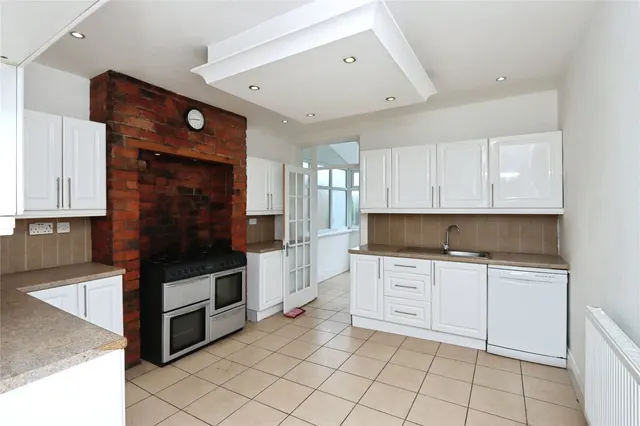 Manor Lane, Sheffield, South Yorkshire, S2, photo 1