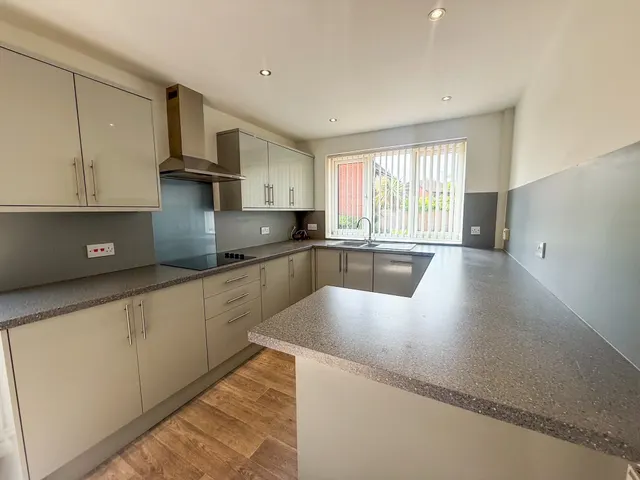 Hither Green Lane, Redditch, B98, photo 2