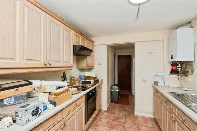 Photo 3 — Loxton Court, Mickleover, DERBY