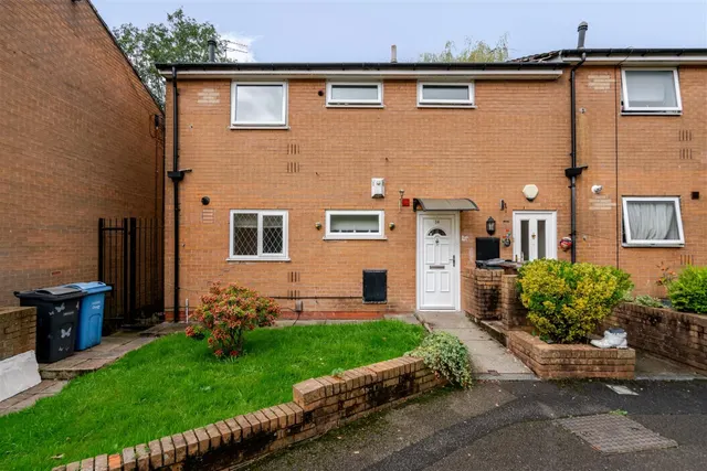 Eccles Road, Swinton, M27, photo 1