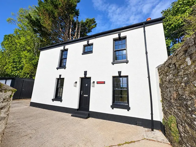 Priory Road, Lower Compton, PL3, photo 1