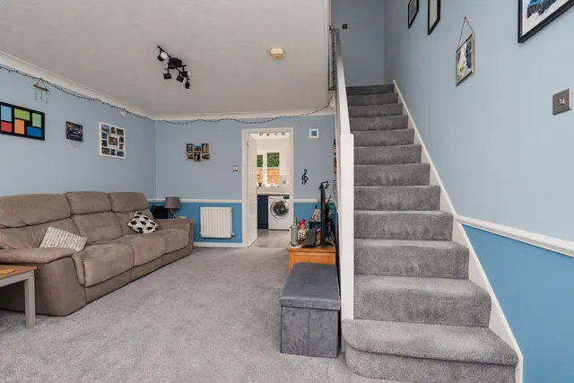 Almond Close, Ashford, TN25, photo 3