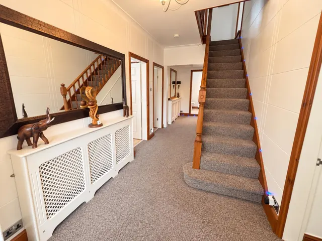 Hillside Avenue, Whitefield, M45, photo 2