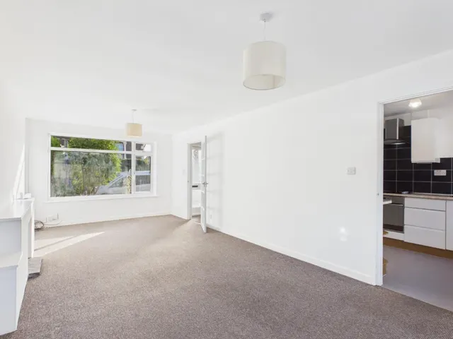 Lower Station Road, Staple Hill, BS16, photo 3